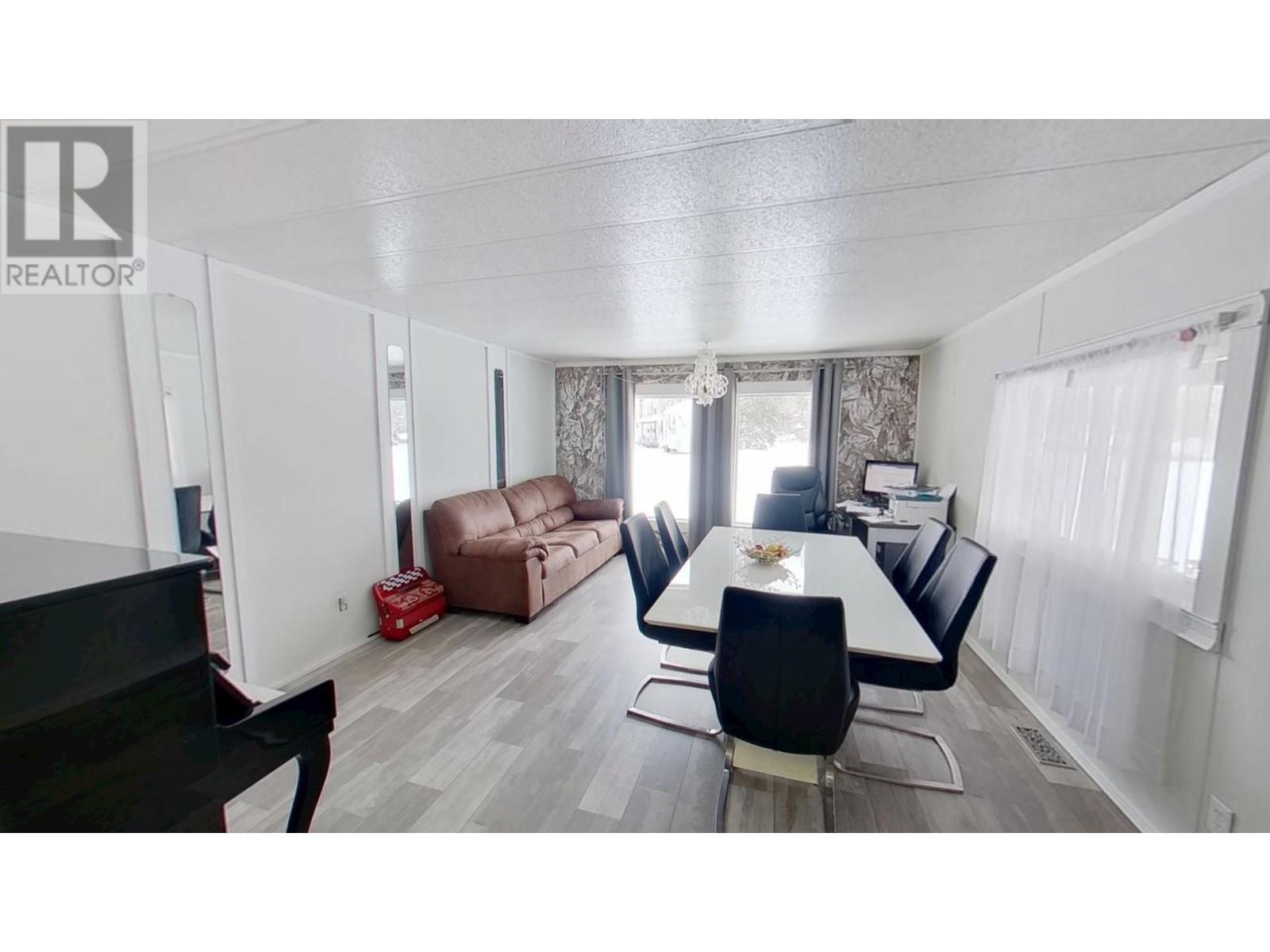 13431 N 29 Highway, Fort St. John, British Columbia  V0C 1H0 - Photo 11 - R2969876