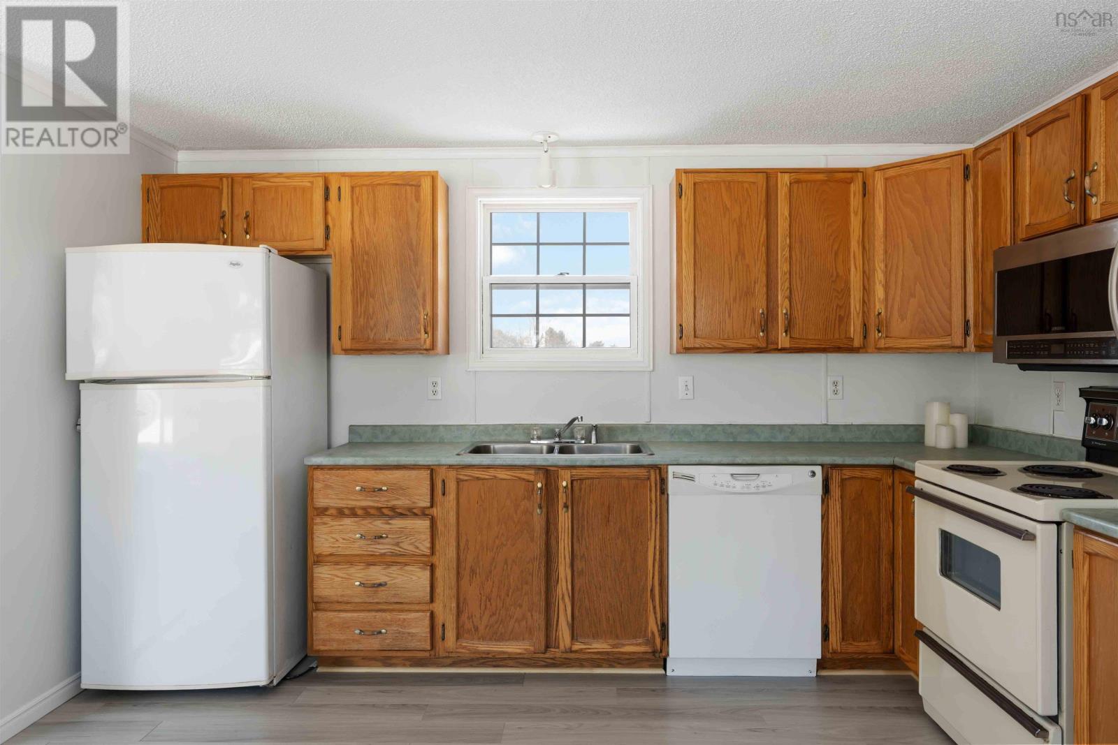 33 Douglas Avenue, Berwick, Nova Scotia  B0P 1E0 - Photo 6 - 202503617