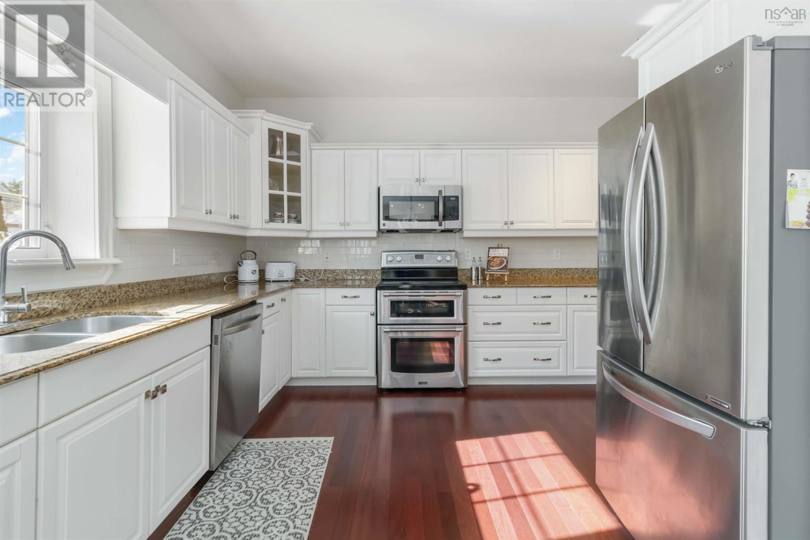 17 Vanier Way, Bedford, Nova Scotia  B4A 0A5 - Photo 22 - 202503621