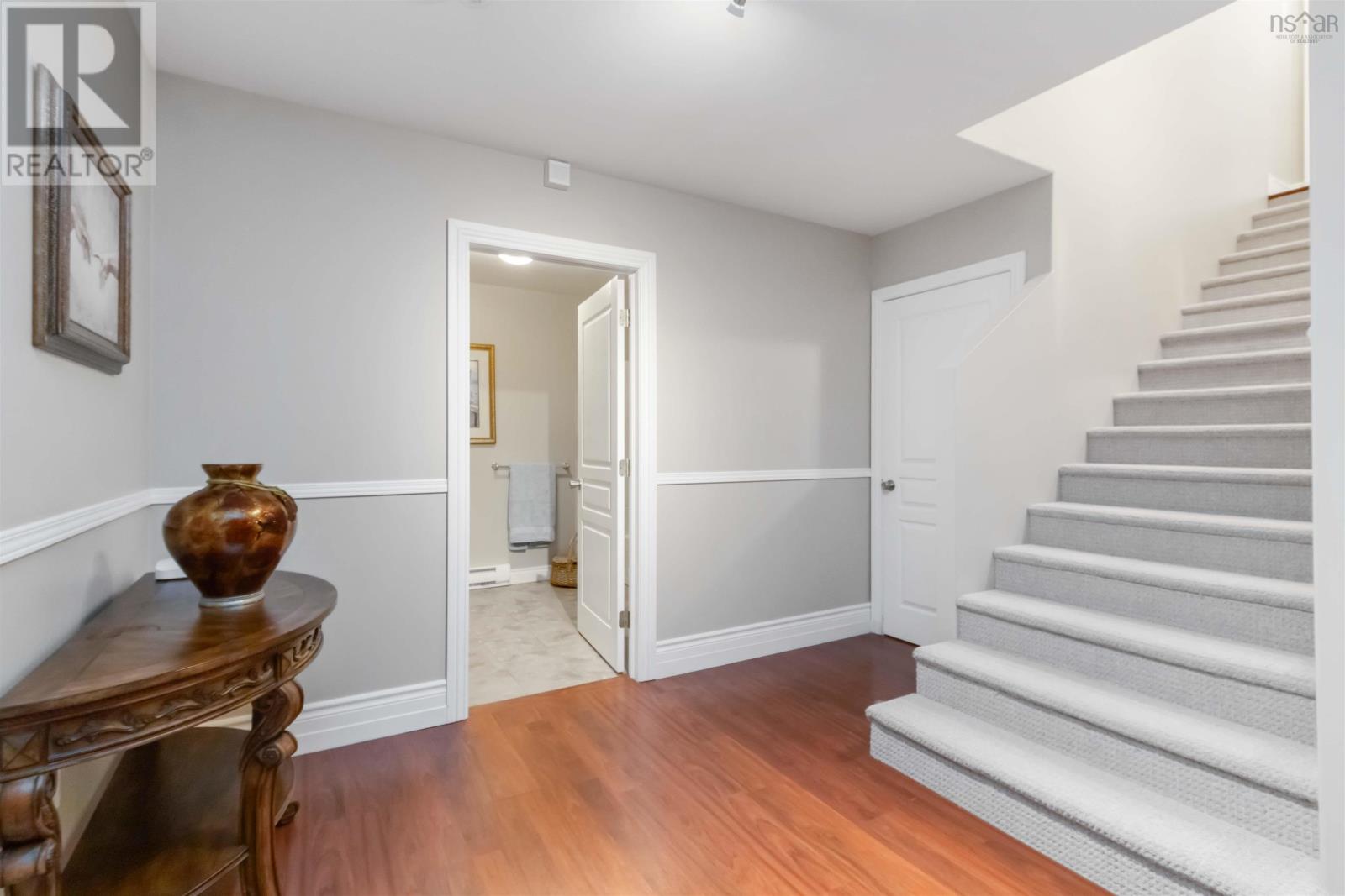 17 Vanier Way, Bedford, Nova Scotia  B4A 0A5 - Photo 5 - 202503621