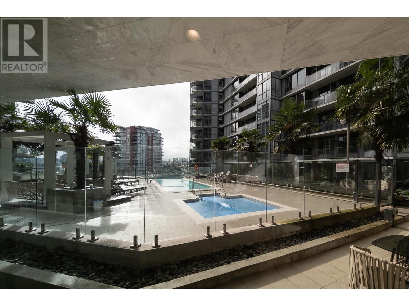 Listing Picture 35 of 40 : 1858 38 SMITHE STREET, Vancouver / 溫哥華 - 魯藝地產 Yvonne Lu Group - MLS Medallion Club Member