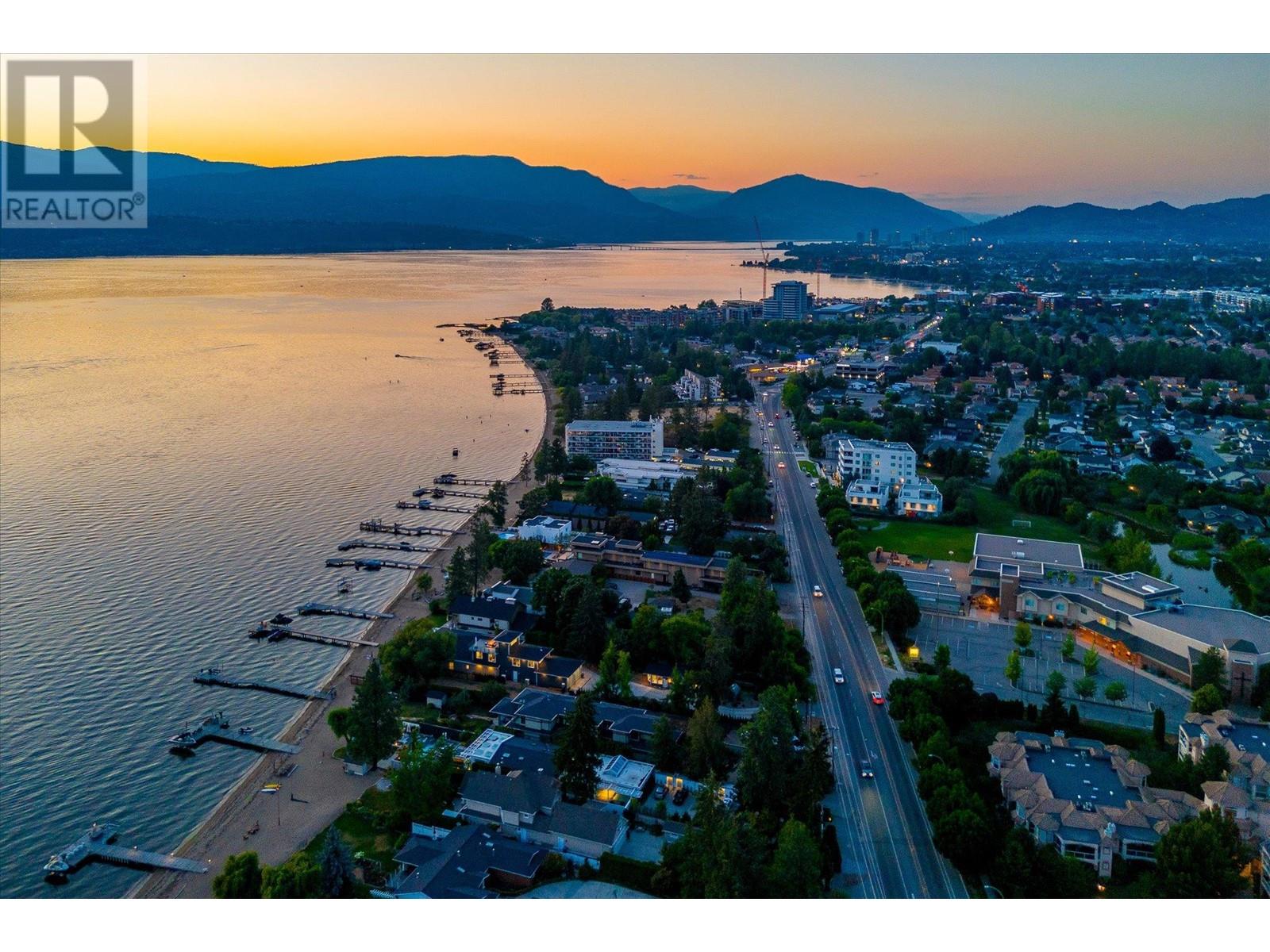 4096 Lakeshore Road, Kelowna, British Columbia  V1W 1V6 - Photo 3 - 10336555