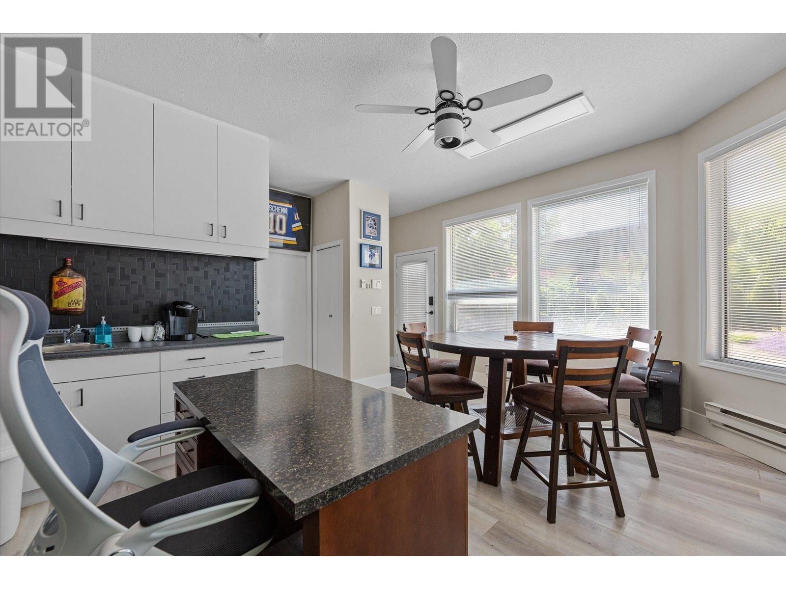 4096 Lakeshore Road, Kelowna, British Columbia  V1W 1V6 - Photo 93 - 10336555