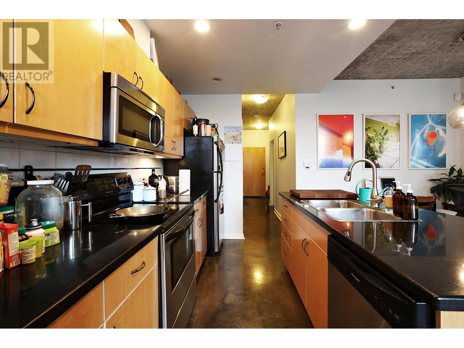 Listing Picture 7 of 20 : 307 919 STATION STREET, Vancouver / 溫哥華 - 魯藝地產 Yvonne Lu Group - MLS Medallion Club Member