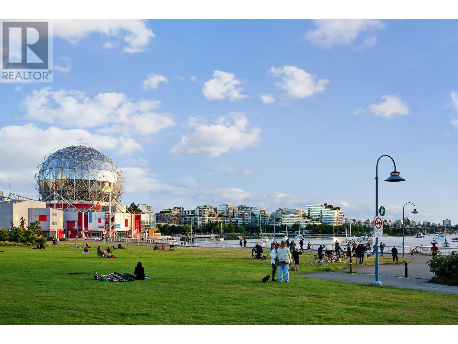 Listing Picture 19 of 20 : 307 919 STATION STREET, Vancouver / 溫哥華 - 魯藝地產 Yvonne Lu Group - MLS Medallion Club Member