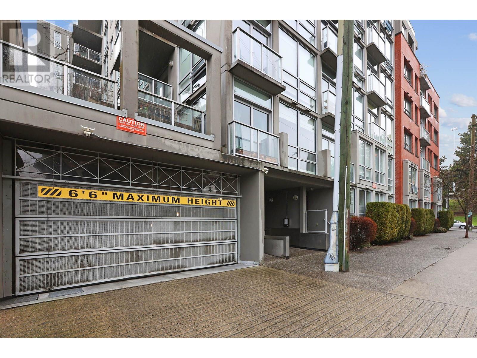 Listing Picture 18 of 20 : 307 919 STATION STREET, Vancouver / 溫哥華 - 魯藝地產 Yvonne Lu Group - MLS Medallion Club Member