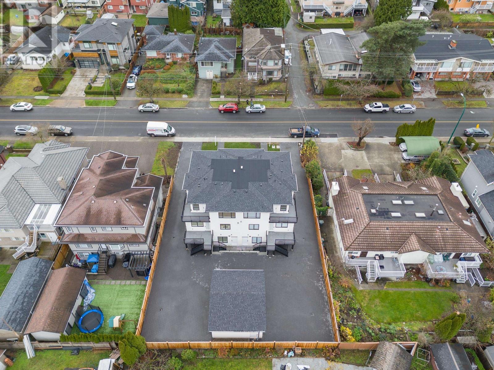 892 Sperling Avenue, Burnaby, British Columbia  V5B 4H8 - Photo 10 - R2970871