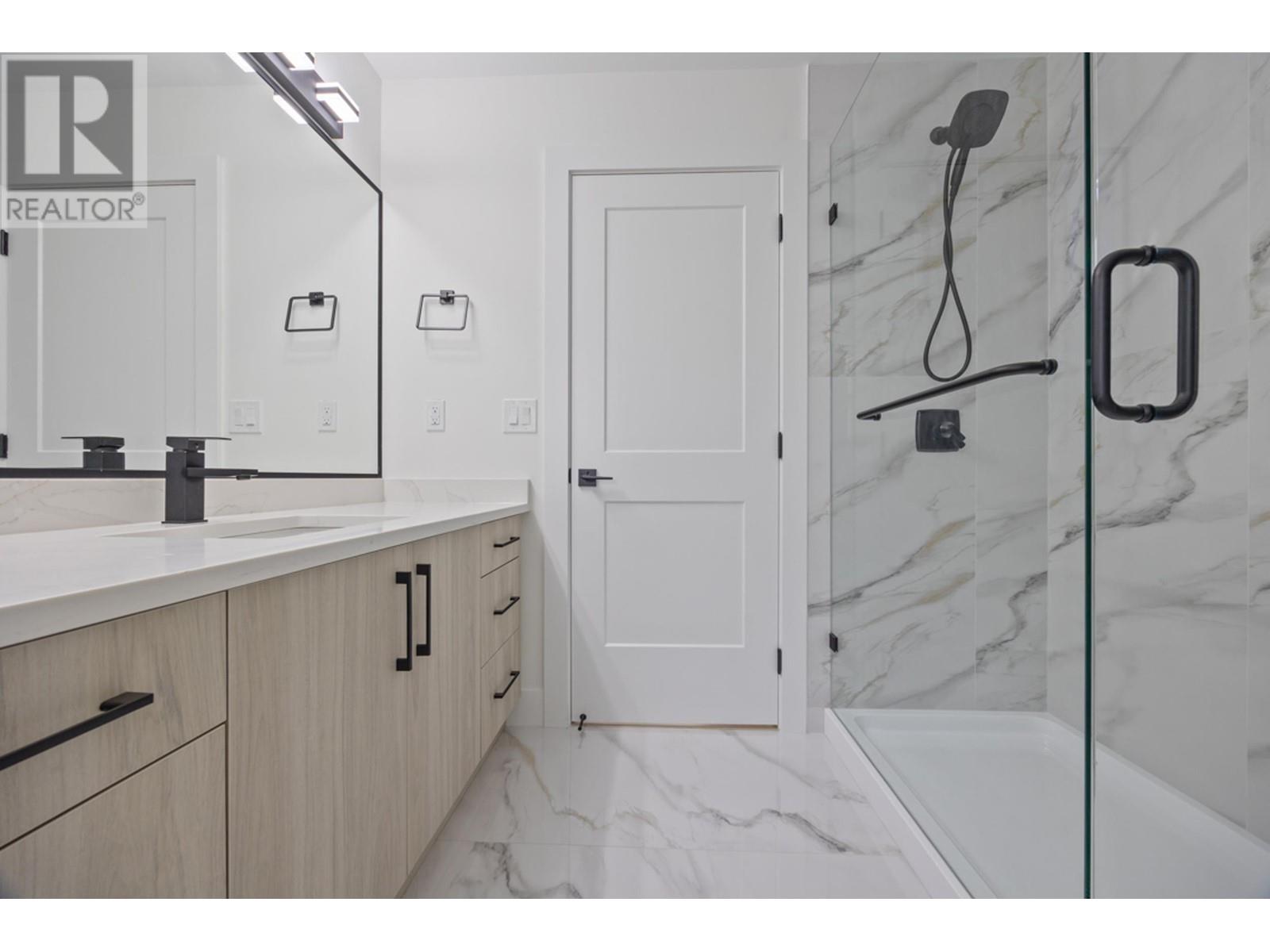 892 Sperling Avenue, Burnaby, British Columbia  V5B 4H8 - Photo 27 - R2970871