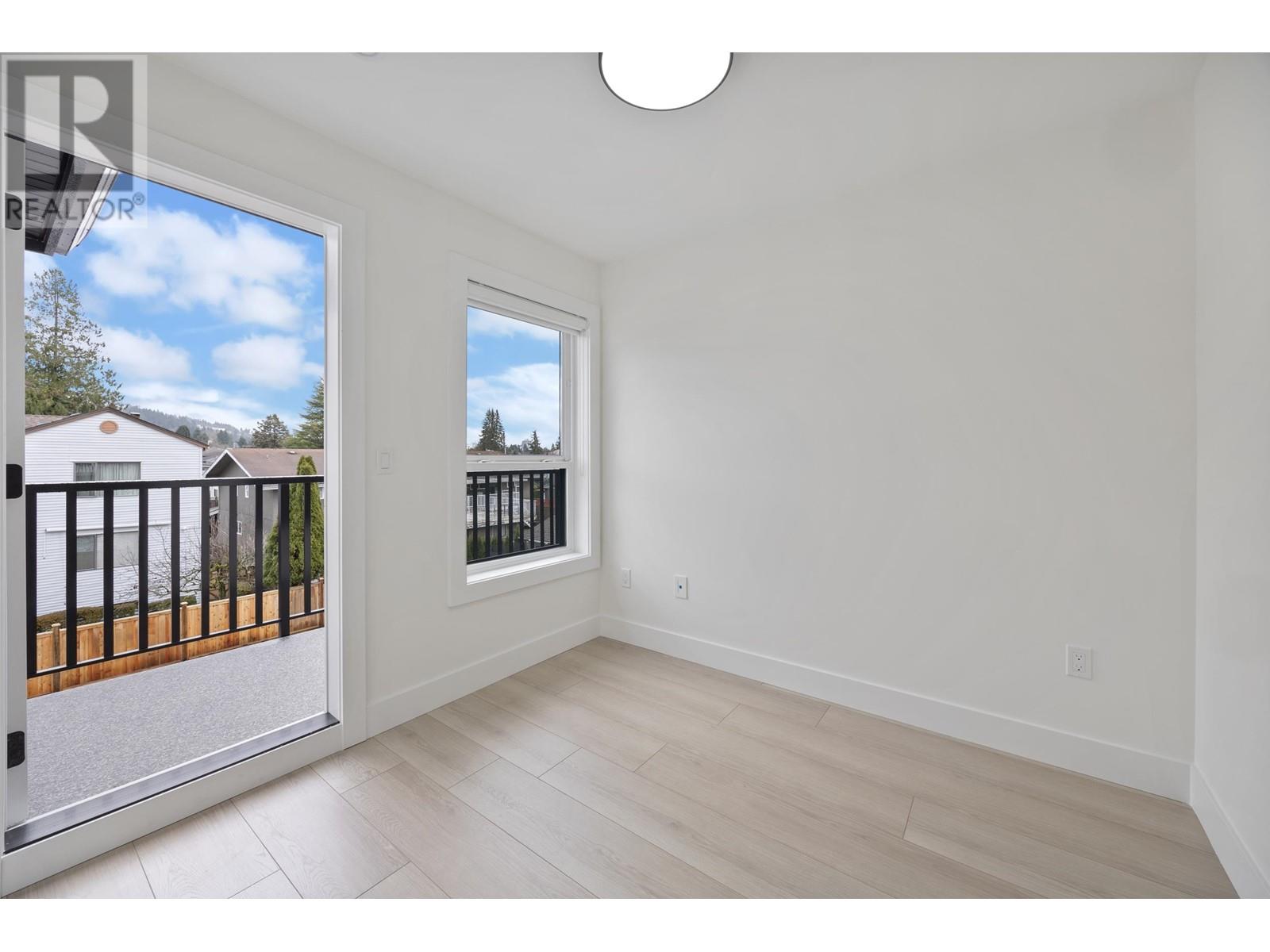 892 Sperling Avenue, Burnaby, British Columbia  V5B 4H8 - Photo 33 - R2970871