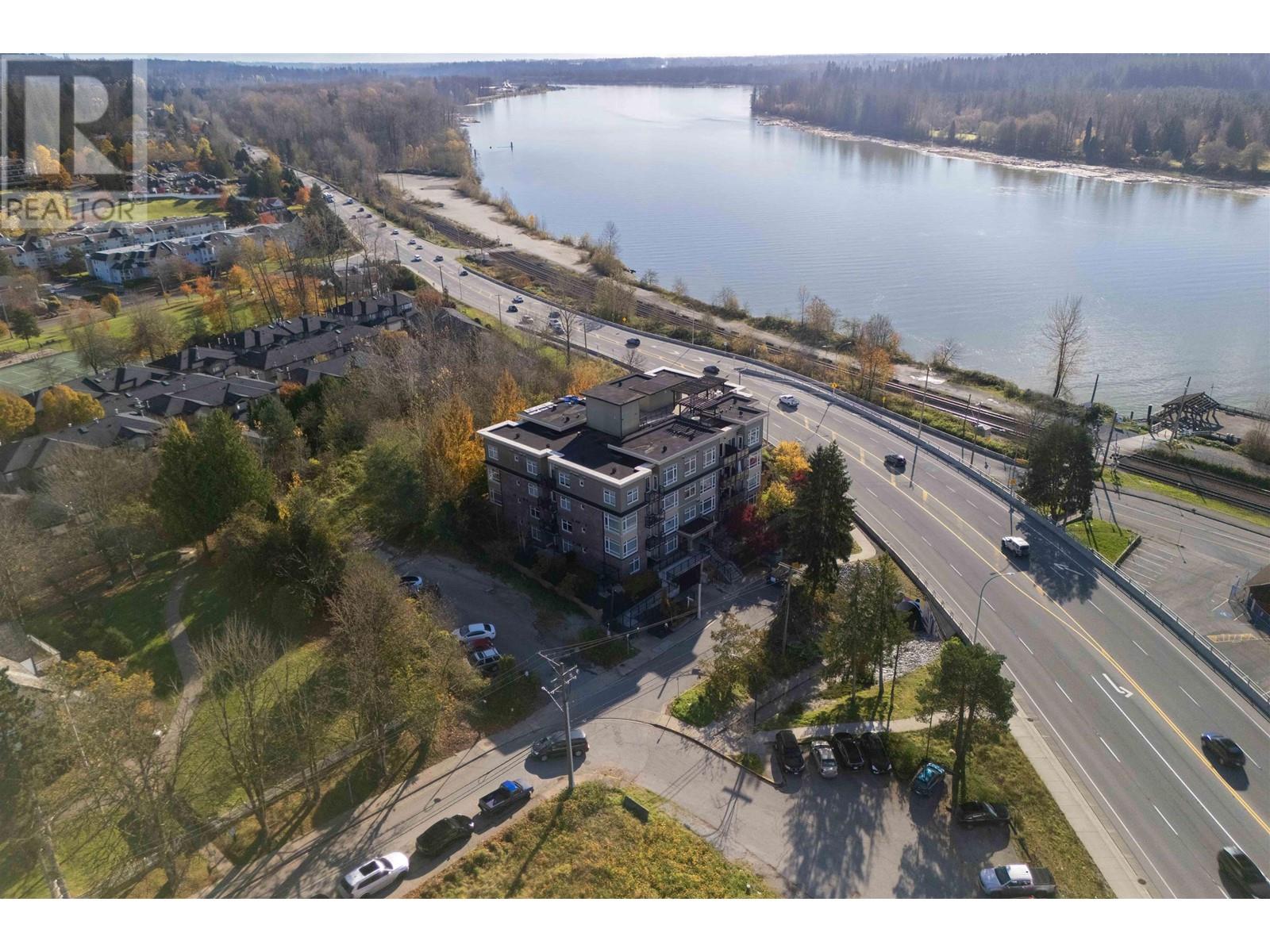 102 11566 224 Street, Maple Ridge, British Columbia  V2X 9C9 - Photo 2 - R2970886