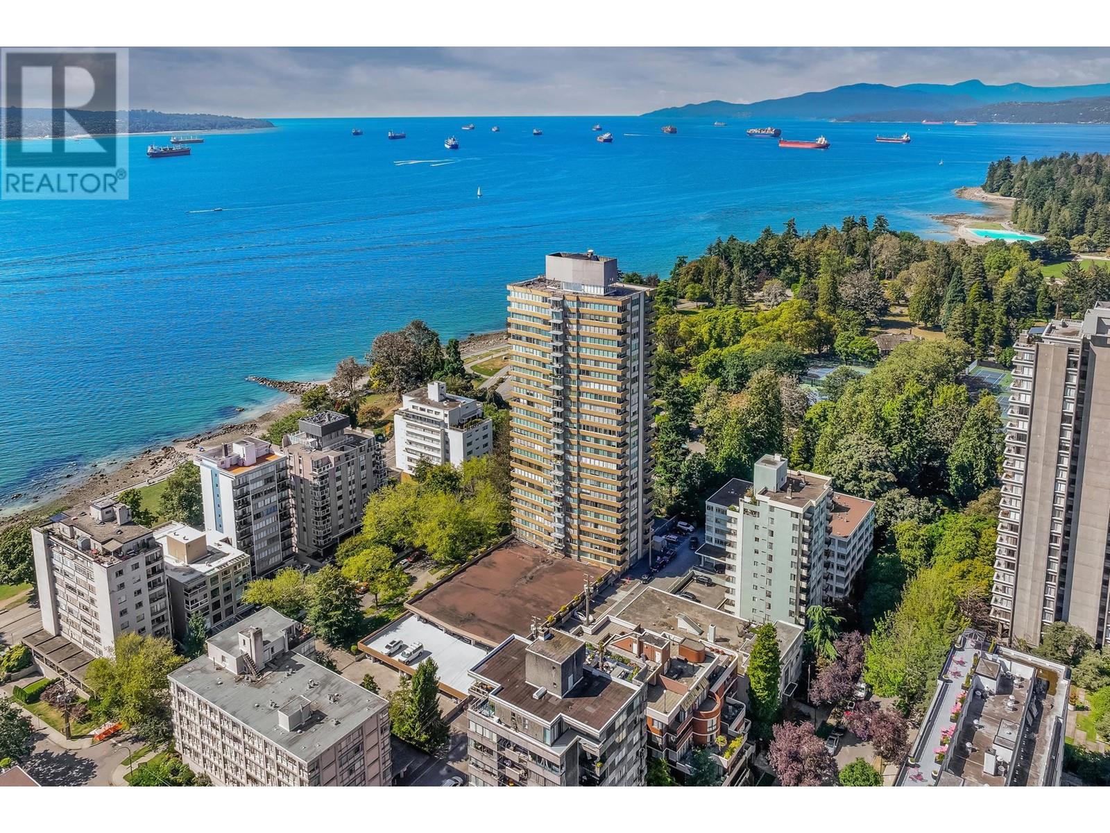 1605 2055 PENDRELL STREET, vancouver, British Columbia