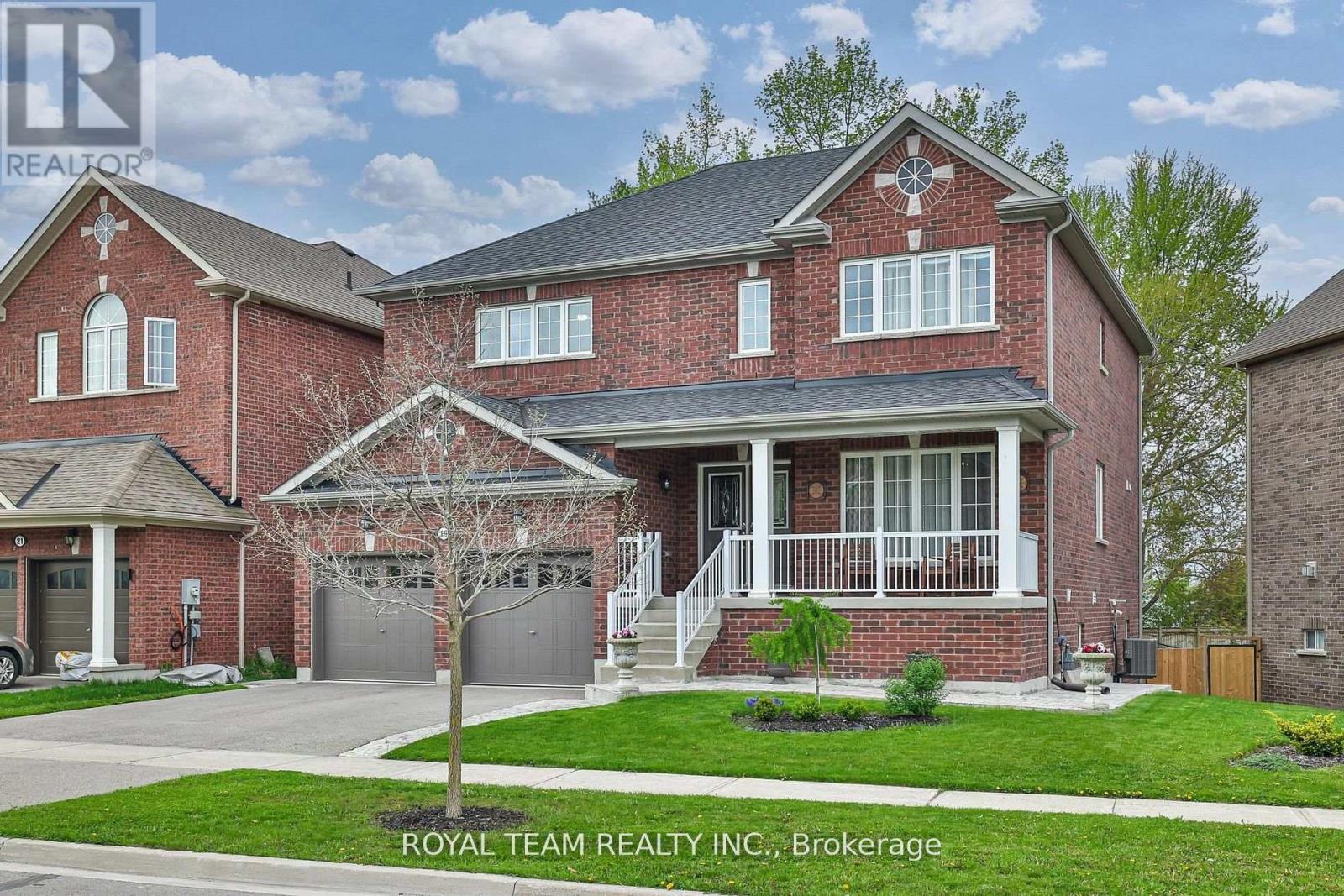 Property at 19 RICHMOND PARK DRIVE image 1