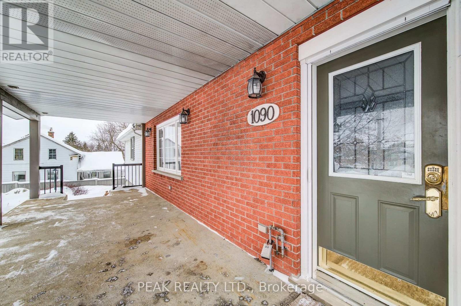 1090 Bleams Road E, Wilmot, Ontario  N0B 2H0 - Photo 10 - X11989614