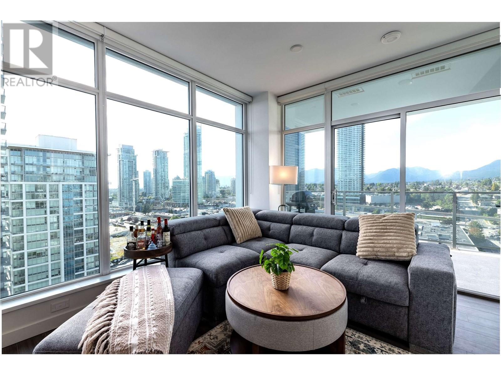 Listing Picture 6 of 28 : 2106 2351 BETA AVENUE, Burnaby / 本拿比 - 魯藝地產 Yvonne Lu Group - MLS Medallion Club Member