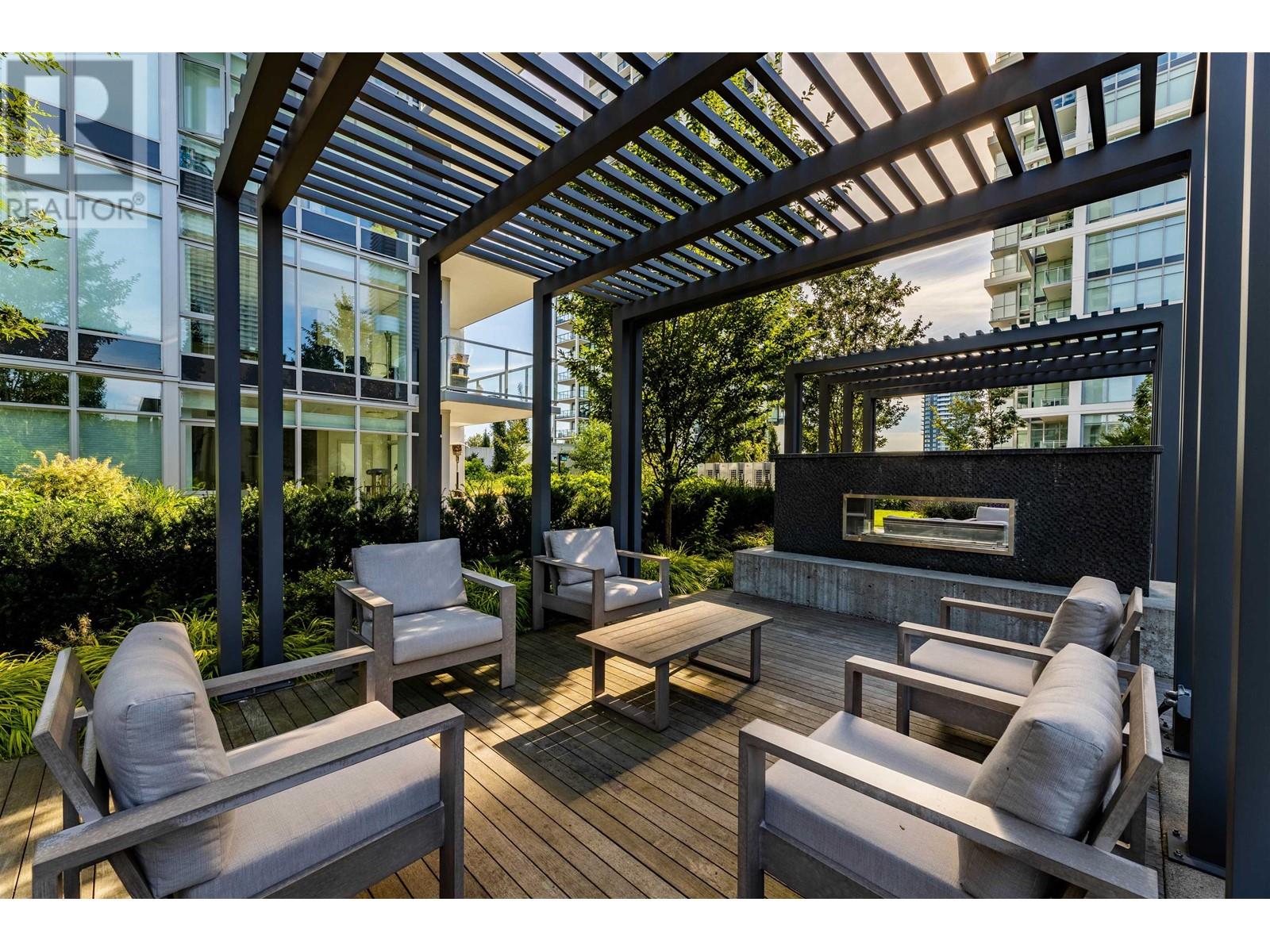 Listing Picture 20 of 28 : 2106 2351 BETA AVENUE, Burnaby / 本拿比 - 魯藝地產 Yvonne Lu Group - MLS Medallion Club Member