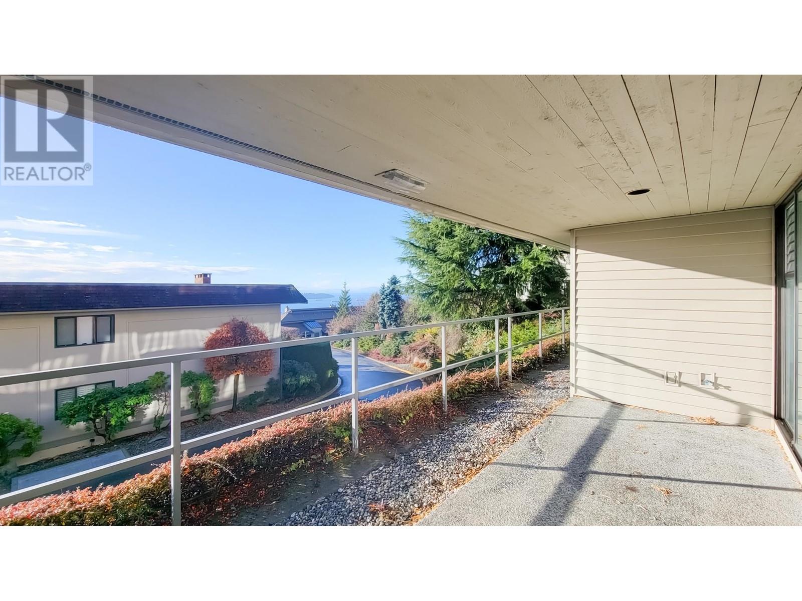 21 2250 Folkestone Way, West Vancouver, British Columbia  V7S 2X7 - Photo 26 - R2970781