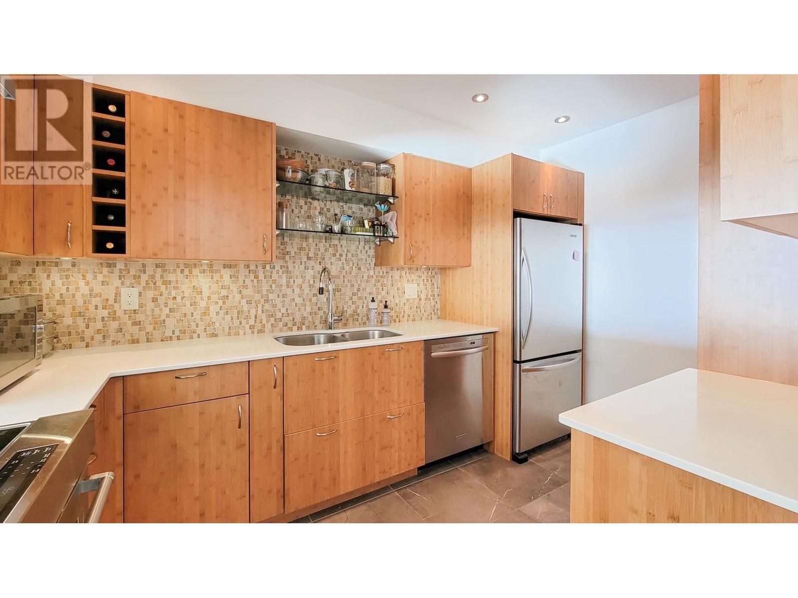 21 2250 Folkestone Way, West Vancouver, British Columbia  V7S 2X7 - Photo 6 - R2970781