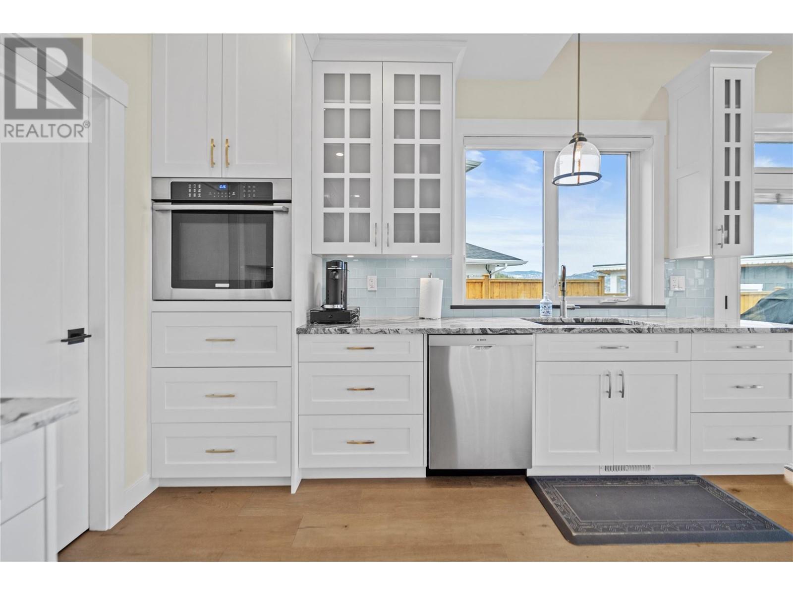 Property at 1330 MYRA Place image 1