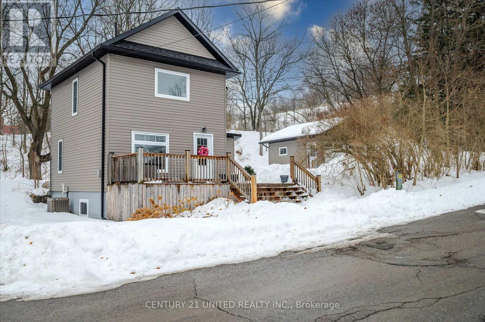22 Raglan Street N, Trent Hills, Ontario  K0L 1L0 - Photo 1 - X11989754