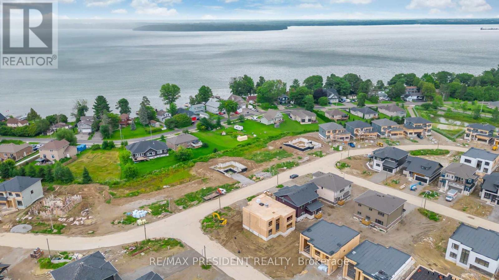 3716 Lakepoint Drive, Severn, Ontario  L3V 8M9 - Photo 4 - S11989702