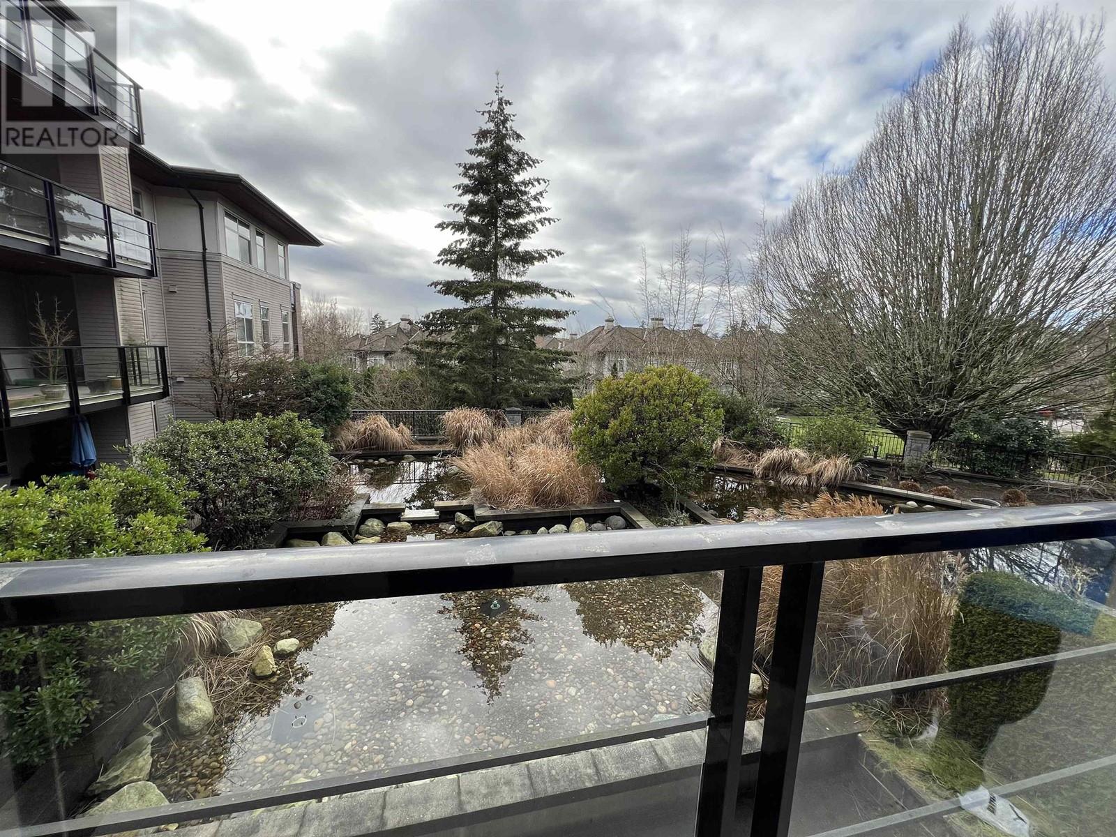 Listing Picture 3 of 5 : 307 6333 LARKIN DRIVE, Vancouver / 溫哥華 - 魯藝地產 Yvonne Lu Group - MLS Medallion Club Member