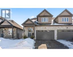 56 COMPASS TRAIL, Central Elgin, Ontario