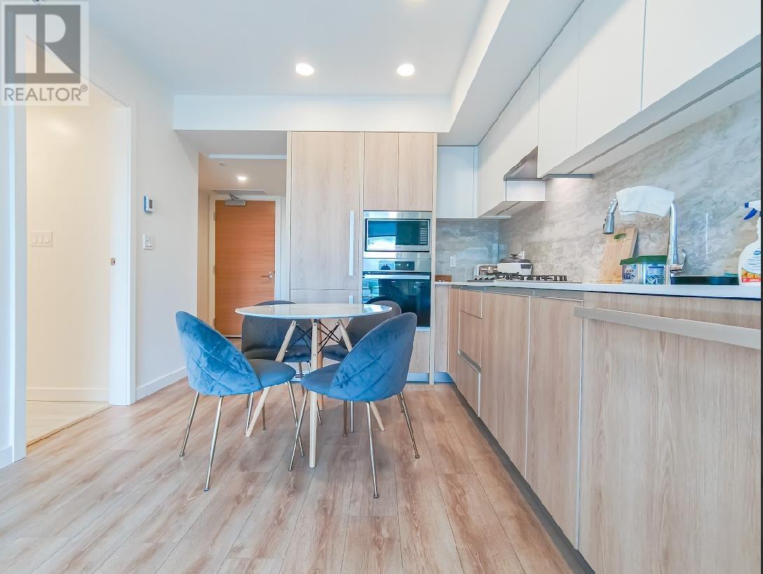 Listing Picture 7 of 10 : 911 8111 PARK ROAD, Richmond / 烈治文 - 魯藝地產 Yvonne Lu Group - MLS Medallion Club Member