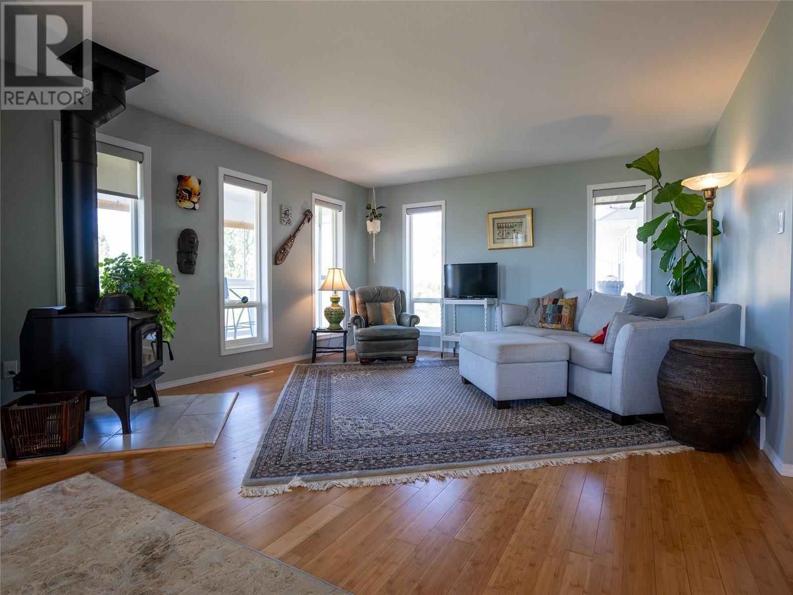 Property at 4295 North Naramata Road image 4