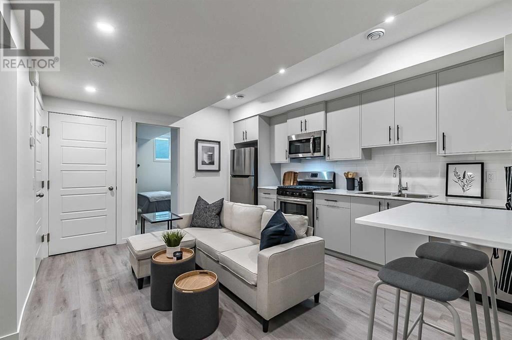 918 Creekside Boulevard Sw, Calgary, Alberta  T2X 5G8 - Photo 36 - A2192652