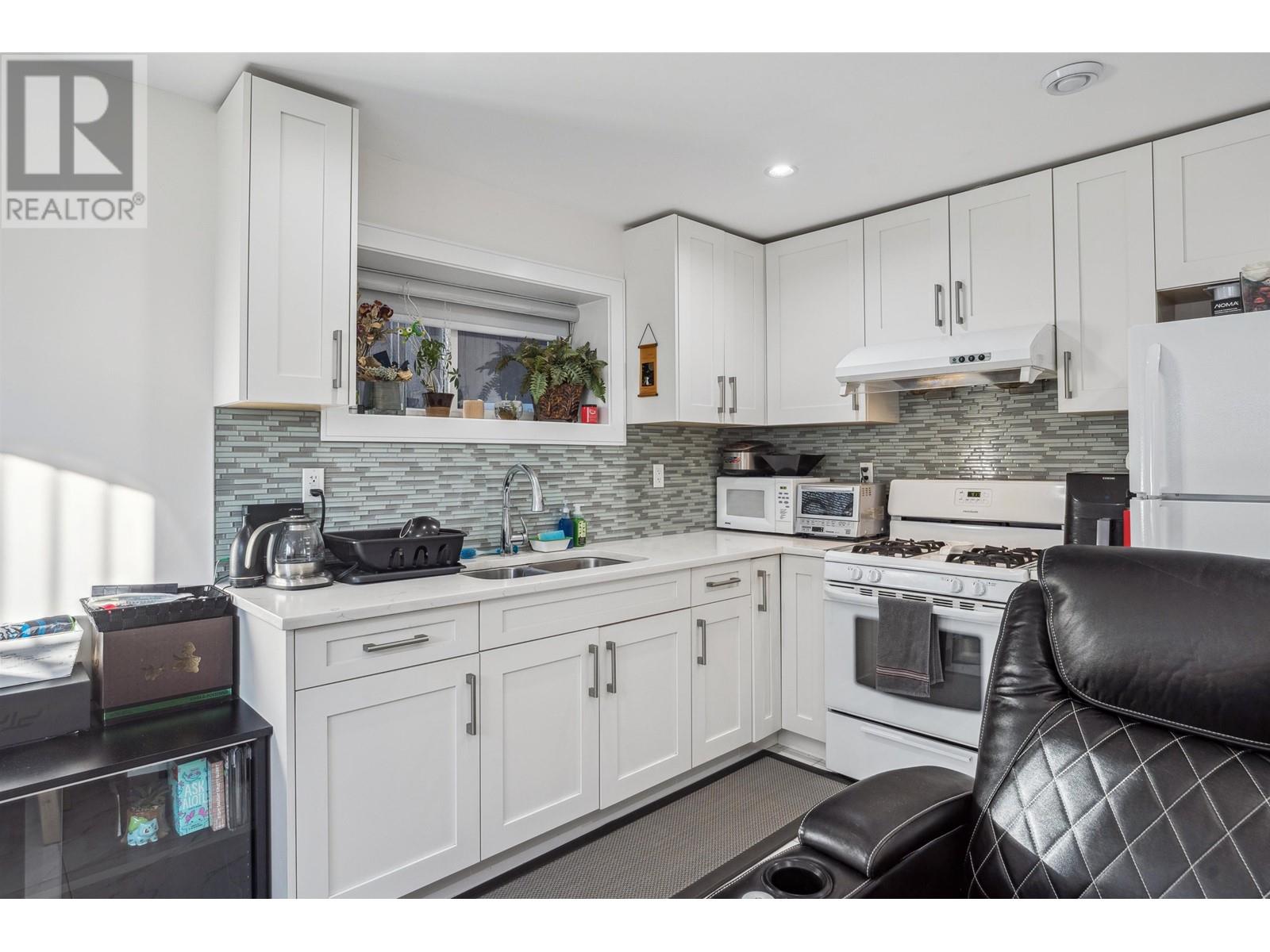 3510 E 25th Avenue, Vancouver, British Columbia  V5R 1K2 - Photo 31 - R2967454