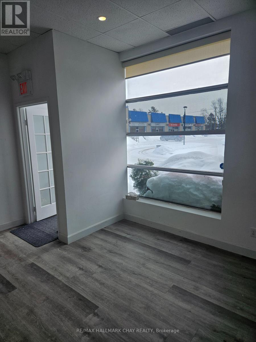 Unit 4 - 20 Bell Farm Road, Barrie, Ontario  L4M 6E4 - Photo 7 - S11931785