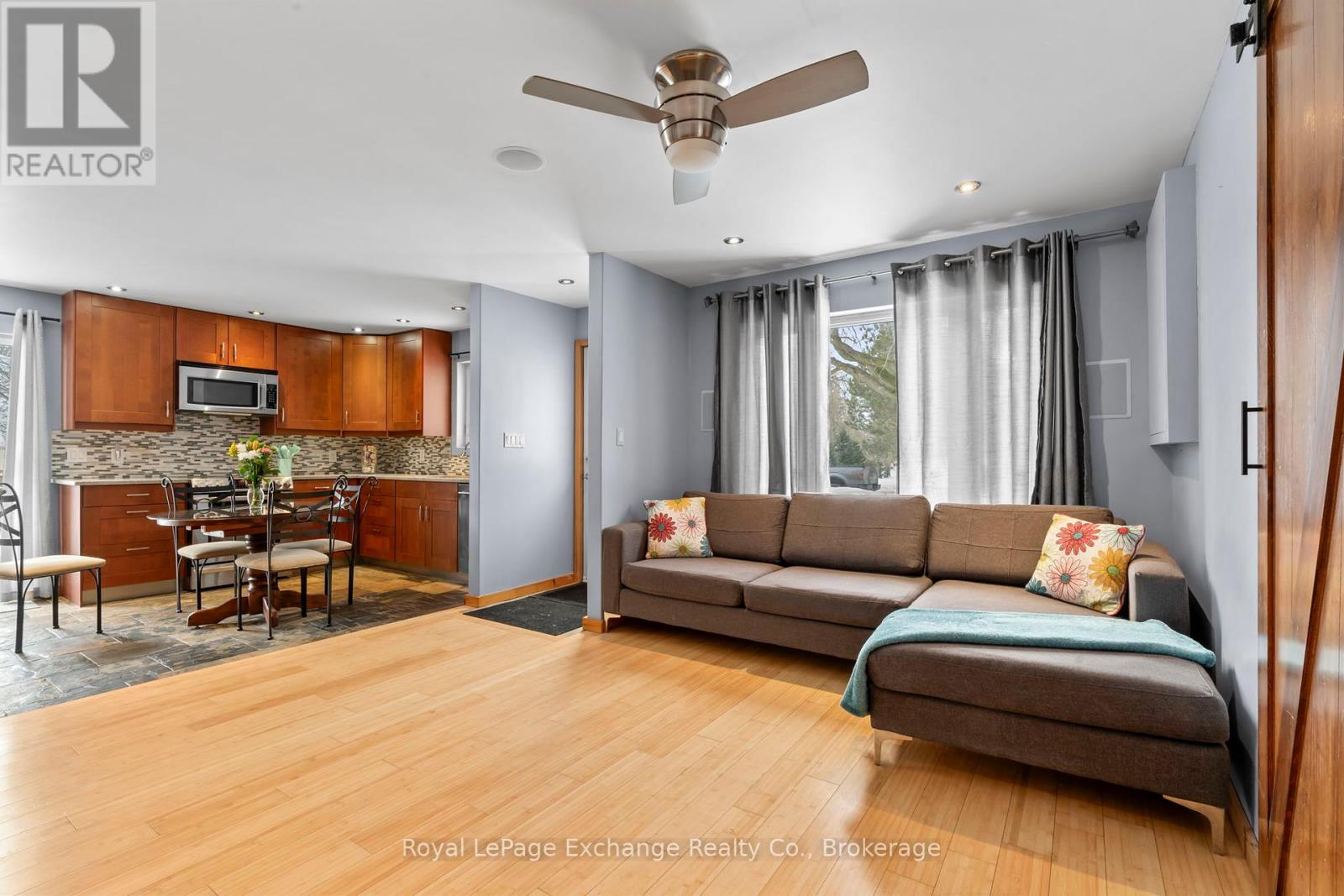 12 Memorial Park Drive, Kincardine, Ontario  N0G 2T0 - Photo 8 - X11989883