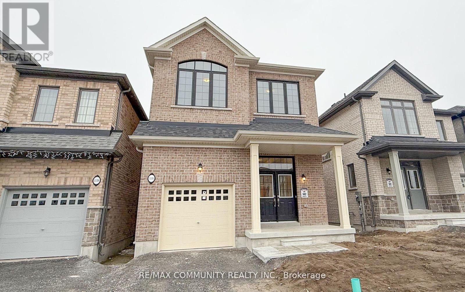 ROOMS - 1135 PLYMOUTH DRIVE, Oshawa, Ontario