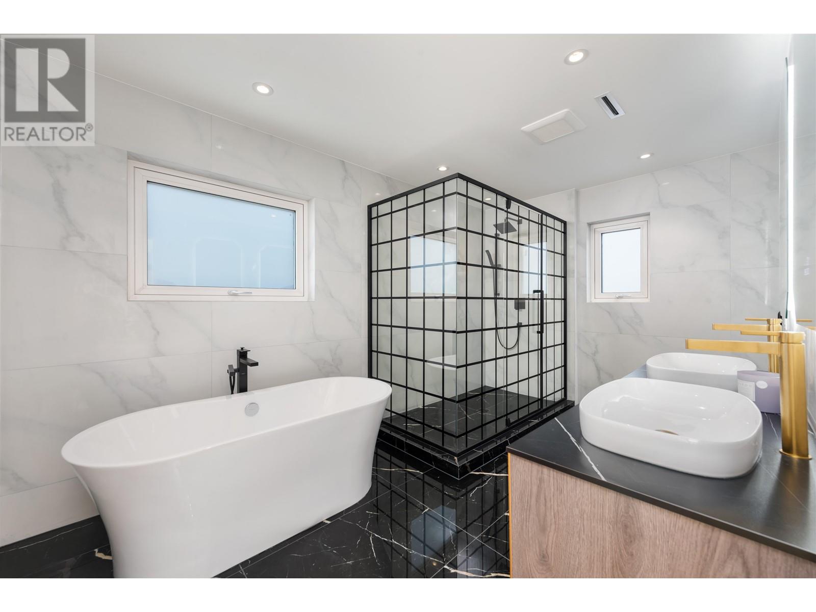 4082 Sunnycrest Drive, North Vancouver, British Columbia  V7R 3E4 - Photo 31 - R2970769