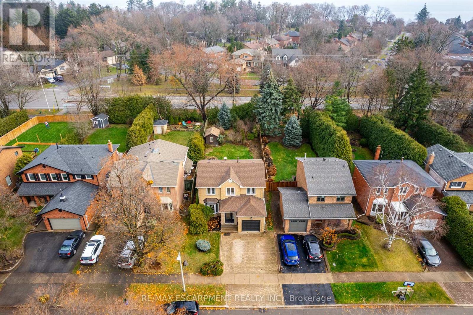 Property at 3210 VICTORIA STREET image 2