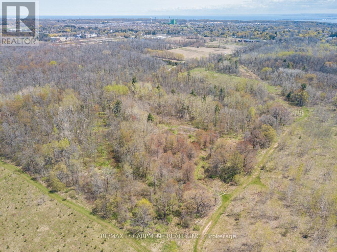 Rear Parkside Drive, Hamilton (Waterdown), Ontario  L0R 2H0 - Photo 2 - X11989899