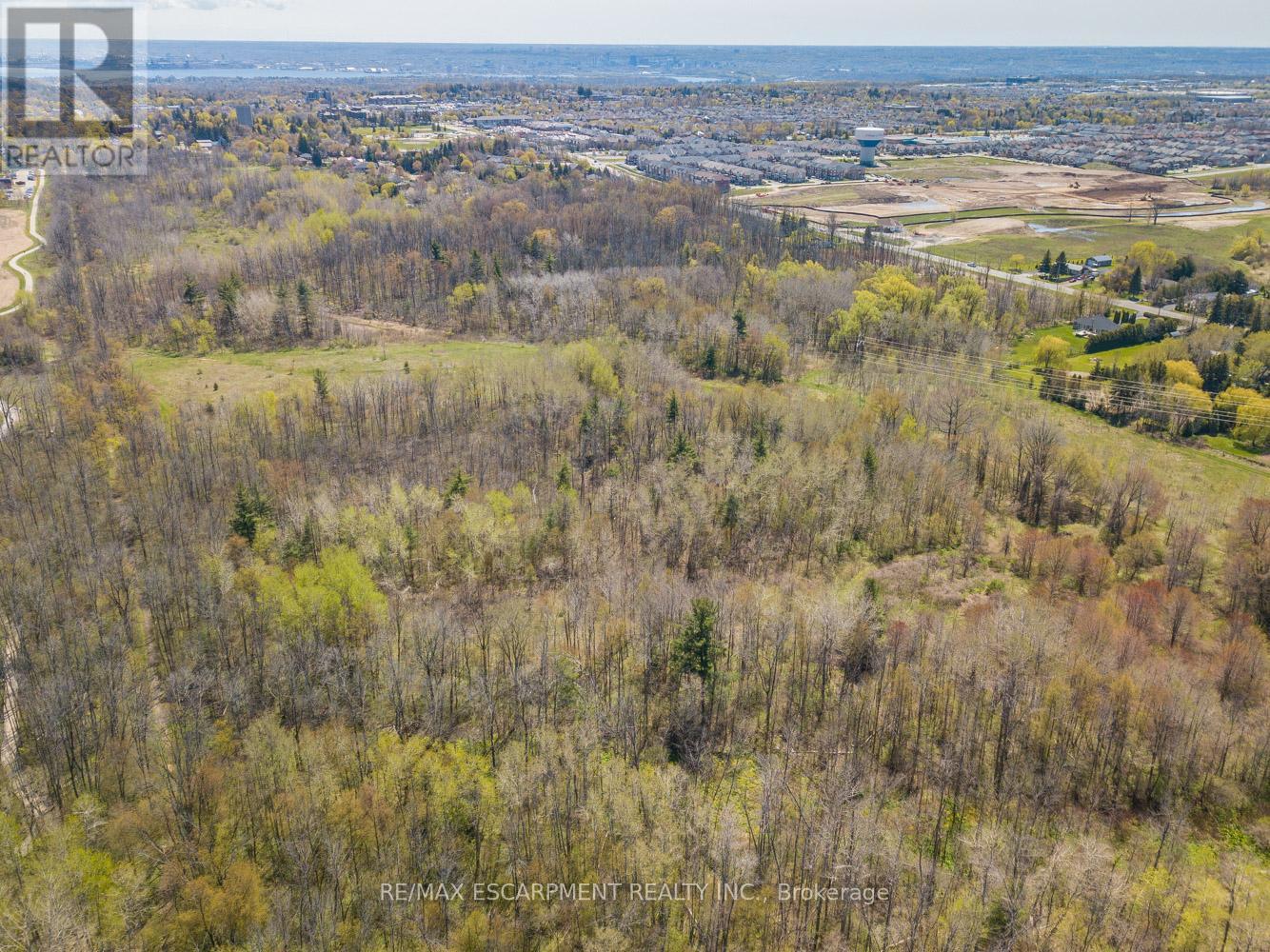 Rear Parkside Drive, Hamilton (Waterdown), Ontario  L0R 2H0 - Photo 5 - X11989899