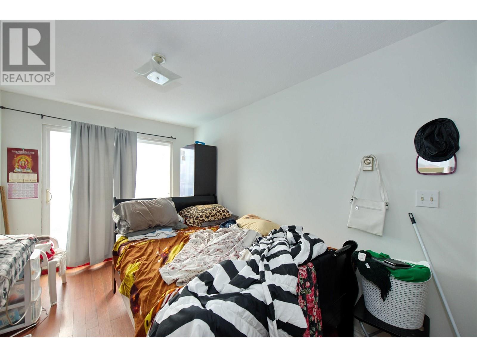 10 856 E Broadway, Vancouver, British Columbia  V5T 1Y1 - Photo 15 - R2970752