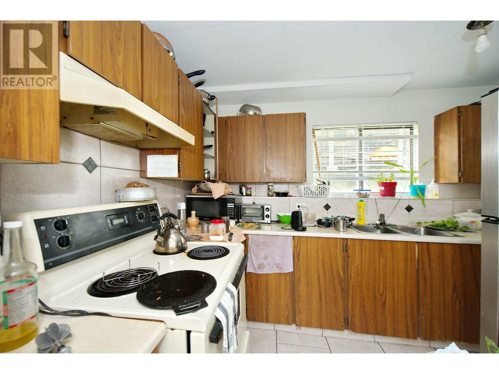 10 856 E Broadway, Vancouver, British Columbia  V5T 1Y1 - Photo 10 - R2970752