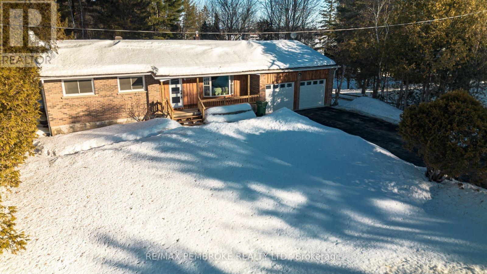 244 WITT ROAD Laurentian Valley