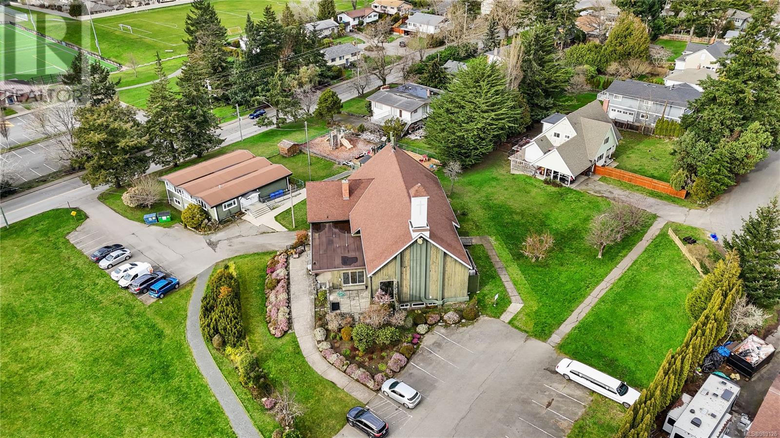 1806 San Juan Ave, Saanich, British Columbia  V8N 2H9 - Photo 3 - 989126