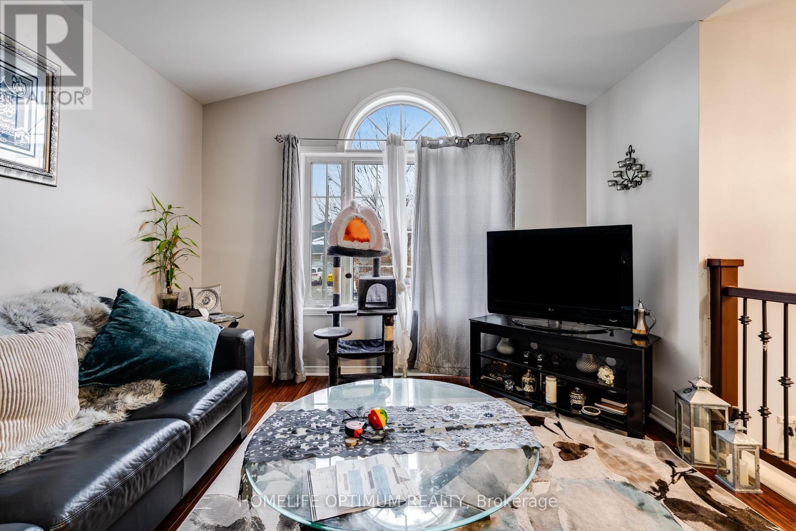 Property at 1270 KAMLOOPS STREET image 3