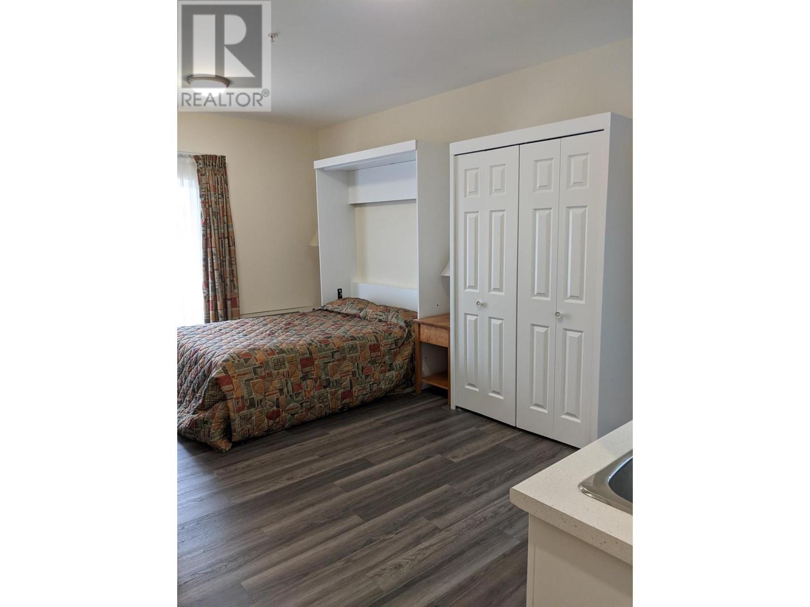 6203 Willow Avenue Summerland Photo 29