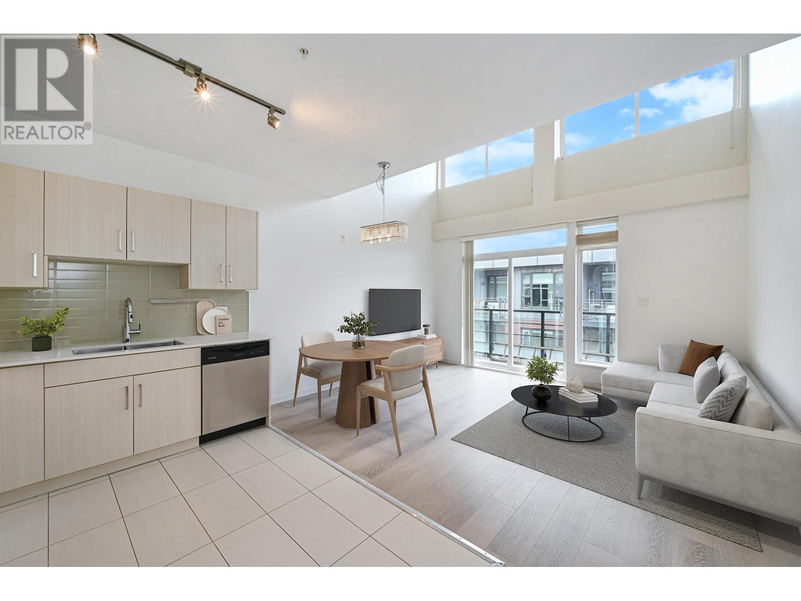 PH19 5288 GRIMMER STREET, burnaby, British Columbia