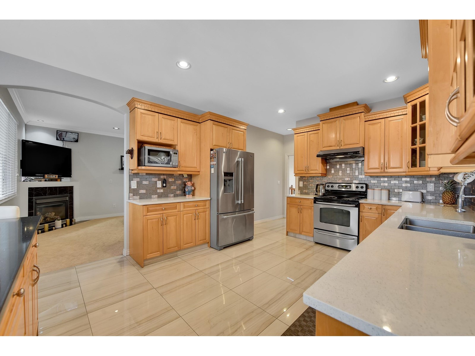 8677 Galway Crescent, Surrey, British Columbia  V3W 6C8 - Photo 28 - R2969545
