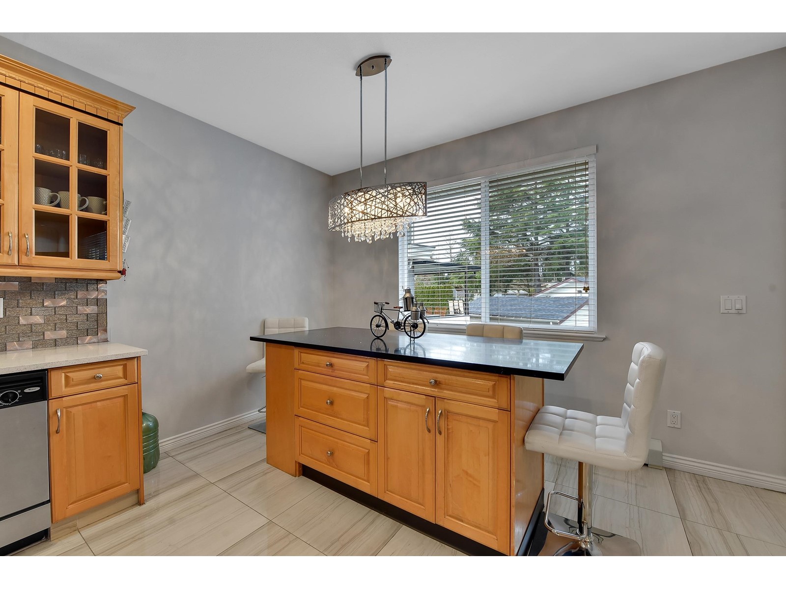8677 Galway Crescent, Surrey, British Columbia  V3W 6C8 - Photo 16 - R2969545