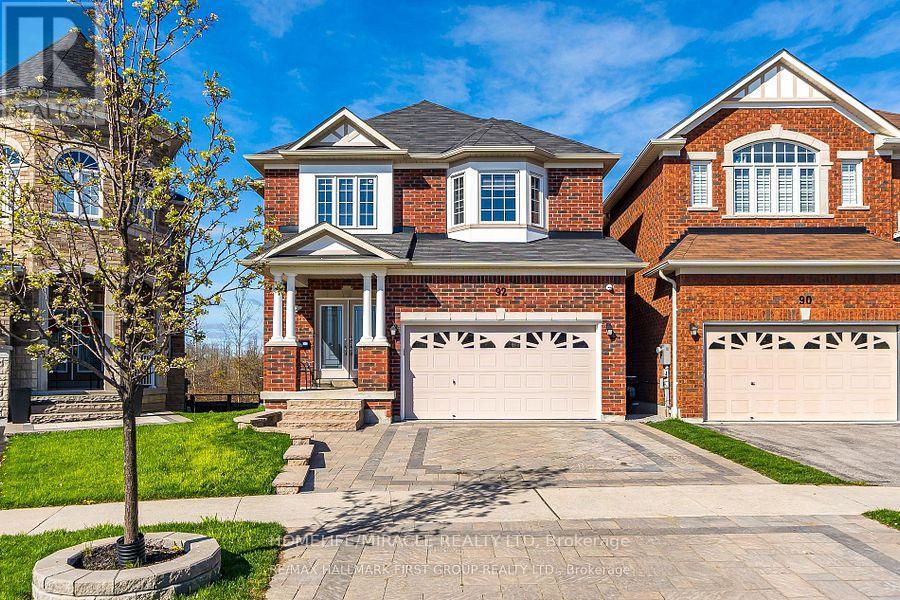 92 SHARPLIN DRIVE, Ajax, Ontario