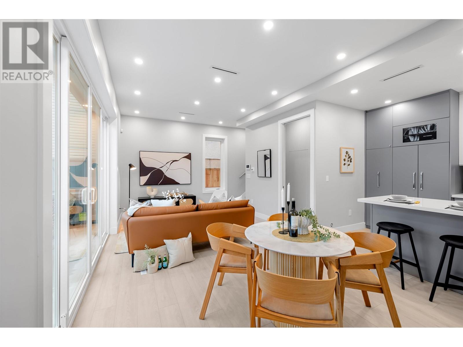885 E King Edward Avenue, Vancouver, British Columbia  V5V 4L7 - Photo 8 - R2969799