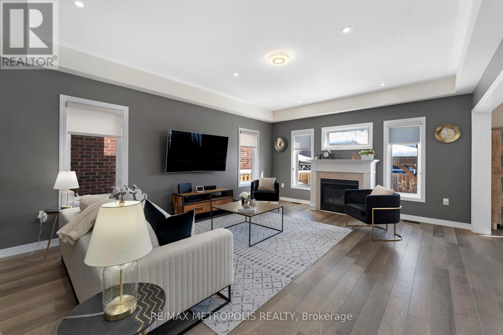 Property at 7 CANNERY DRIVE image 4