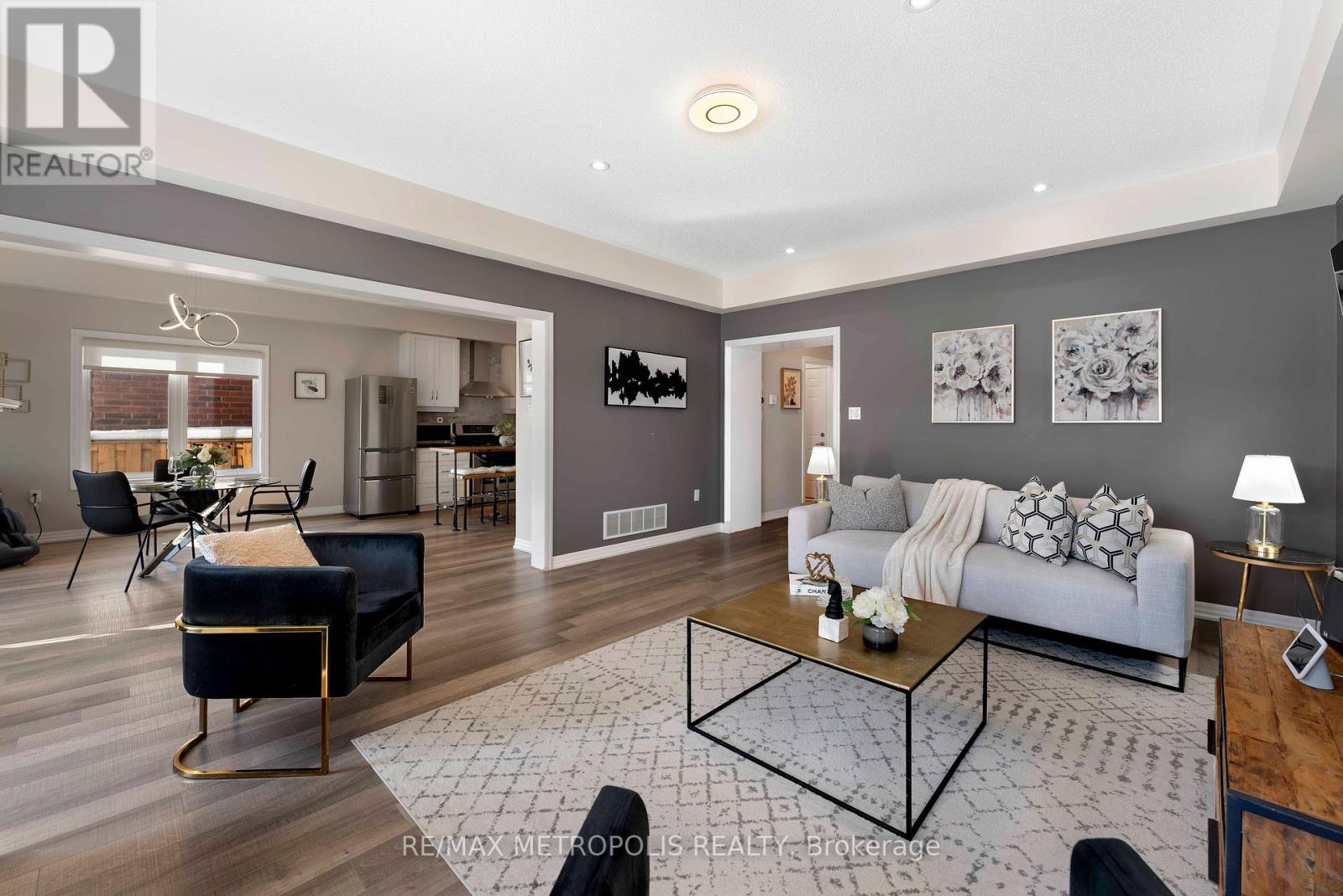 Property at 7 CANNERY DRIVE image 5